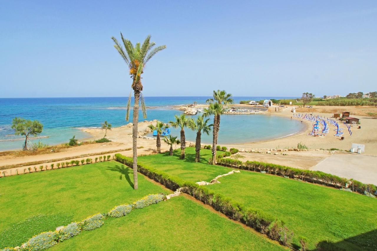 Villa Queen Eleanor Protaras Buitenkant foto